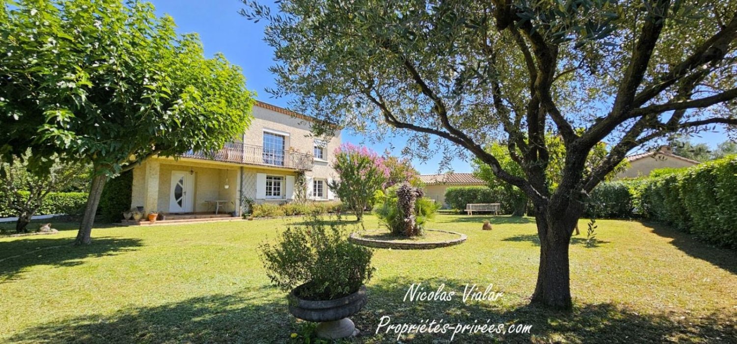 4 bedrooms House in Montelimar, France No. 302332