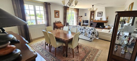 4 bedrooms House in Montelimar, France No. 302332 4