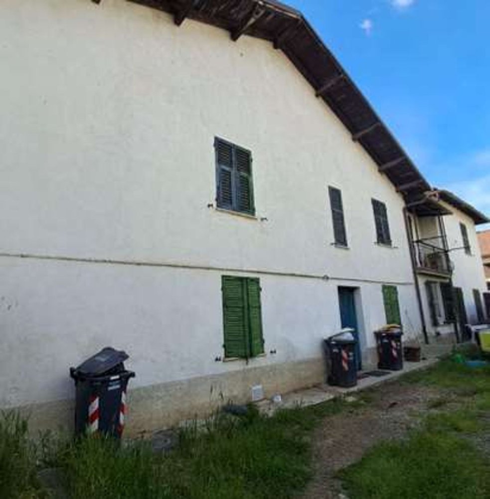 3 Schlafzimmer Wohnung in Pozzolo Formigaro, Italy, Nr. 366881