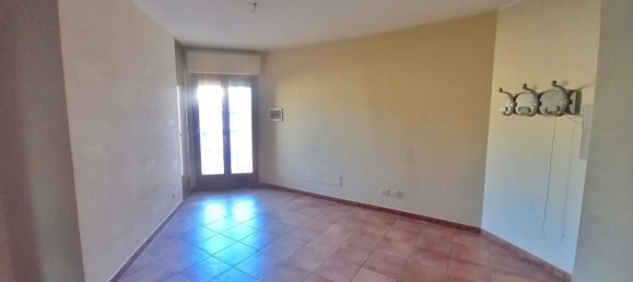 2 rooms Apartment in Castelfiorentino, Italy No. 45305 5