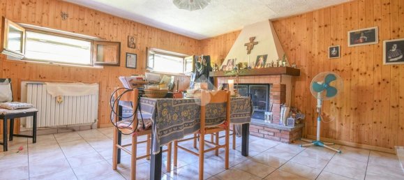 5 rooms House in Poggio Renatico, Italy No. 263257 12