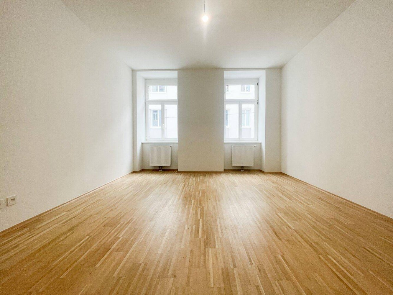 2 rooms Apartment in Hernals, Austria No. 183066