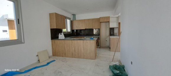 4 bedrooms House in Konia, Cyprus No. 9593 8