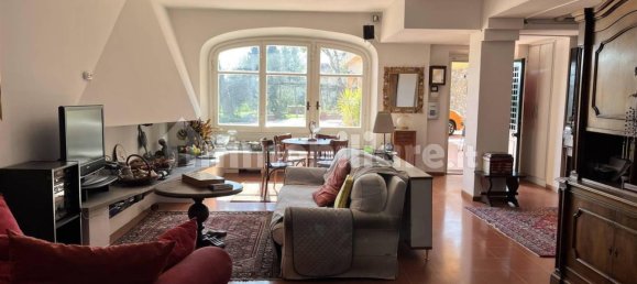 6 bedrooms Villa in Impruneta, Italy No. 121392 3