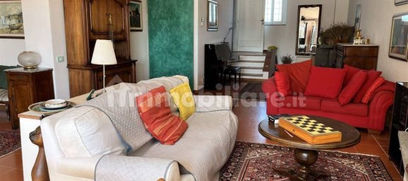 6 bedrooms Villa in Impruneta, Italy No. 121392 6