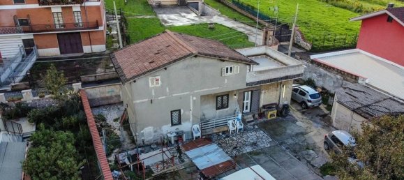 3-salle Villa à San Cesareo, Italy No. 28897 4