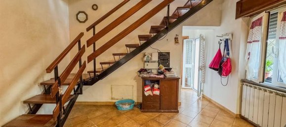 3-salle Villa à San Cesareo, Italy No. 28897 3