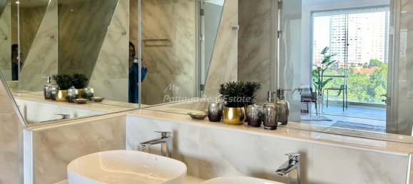 2 bedrooms Condo in Pattaya, Thailand No. 10629 5