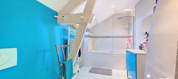 4 bedrooms House in Val-d'Ize, France No. 207051 10