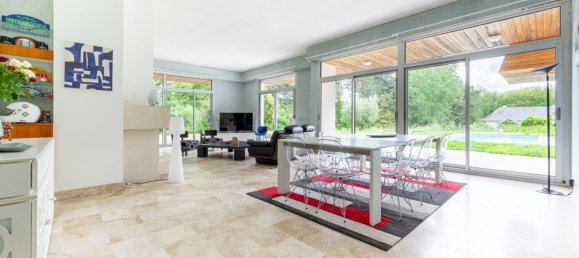 Casa de 5 dormitorios en Orvault, France No. 346297 3