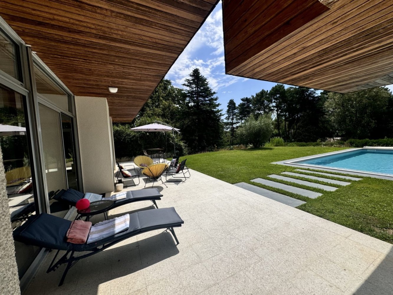 Casa de 5 dormitorios en Orvault, France No. 346297