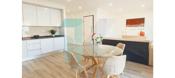 3 bedrooms Apartment in Lisbon, Portugal No. 84832 4