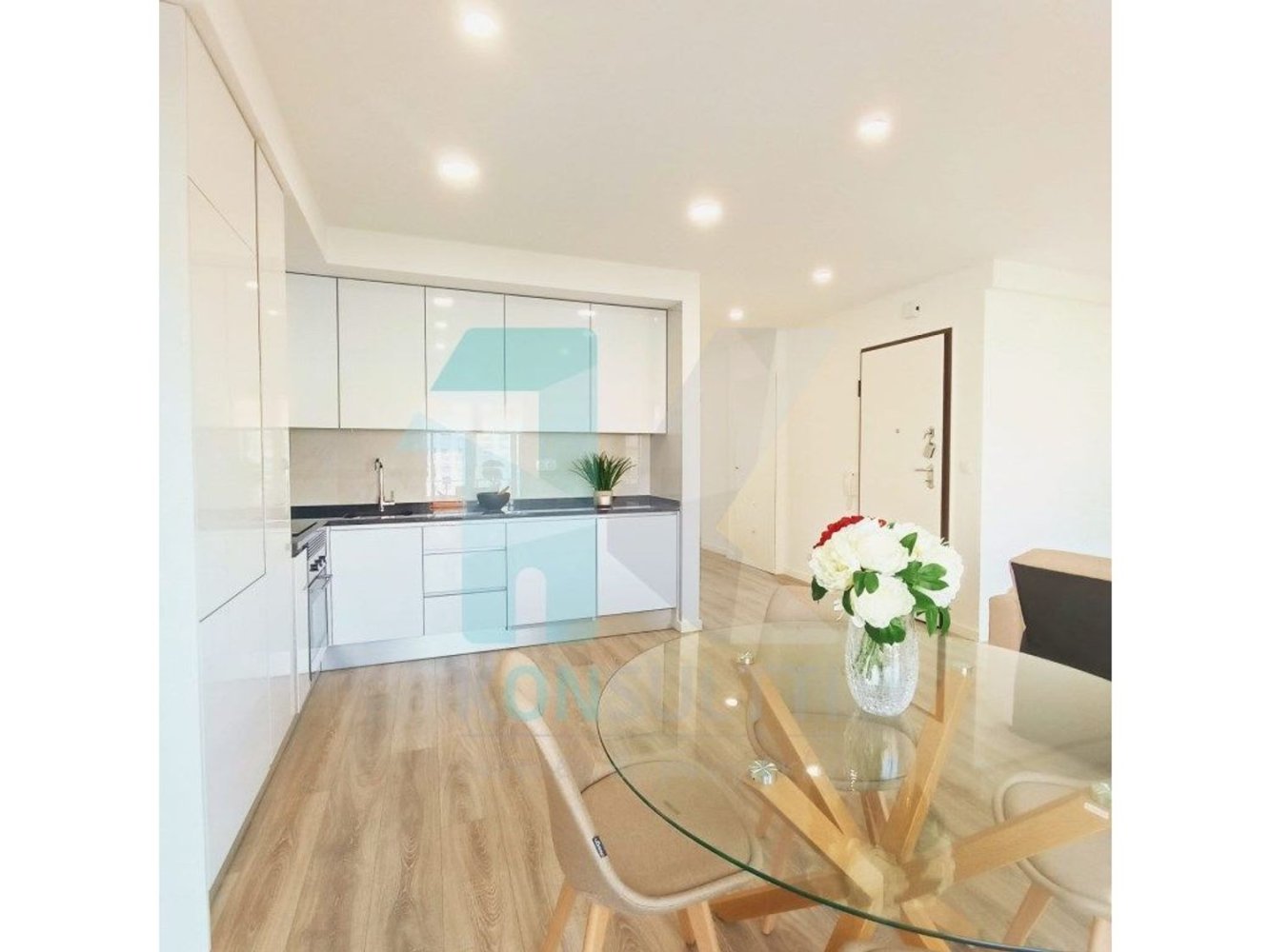 3 bedrooms Apartment in Lisbon, Portugal No. 84832