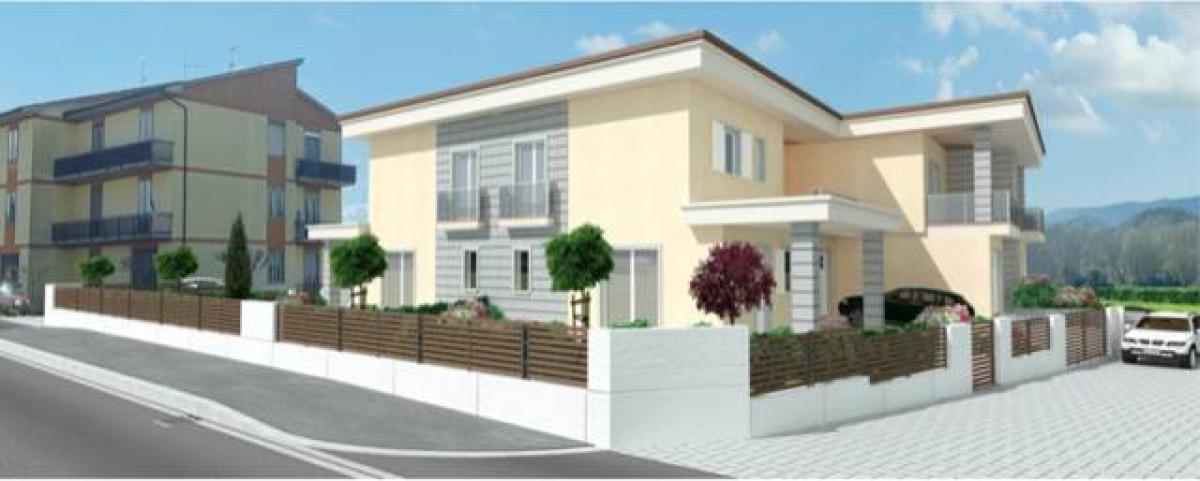 Apartamento T2 em Borgo San Lorenzo, Italy N.º 1600