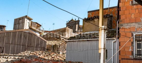 3 Schlafzimmer Haus in Randazzo, Italy, Nr. 63605 18