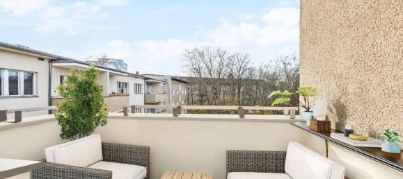 Здание с 1 комнатой в Тегель, Германия № 59844 4