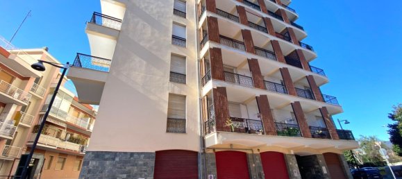 Квартира с 5 комнатами в Альбенга, Италия № 284314 22