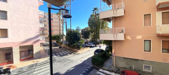 Квартира с 5 комнатами в Альбенга, Италия № 284314 21