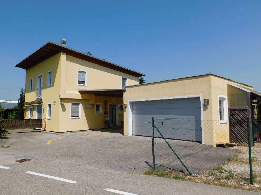 7 rooms Commercial property in Laakirchen, Austria No. 55820