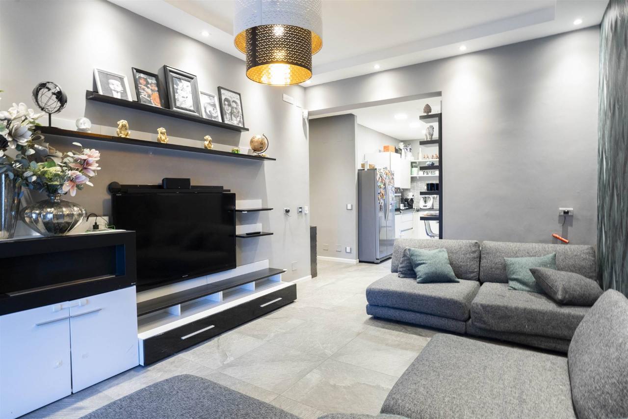 Квартира с 6 комнатами в Треместьери Этнео, Италия № 34198