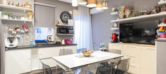 Квартира с 6 комнатами в Треместьери Этнео, Италия № 34198 6