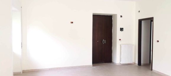 2 Schlafzimmer Wohnung in Montecorvino Rovella, Italy, Nr. 163114 17