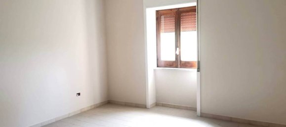 2 Schlafzimmer Wohnung in Montecorvino Rovella, Italy, Nr. 163114 20