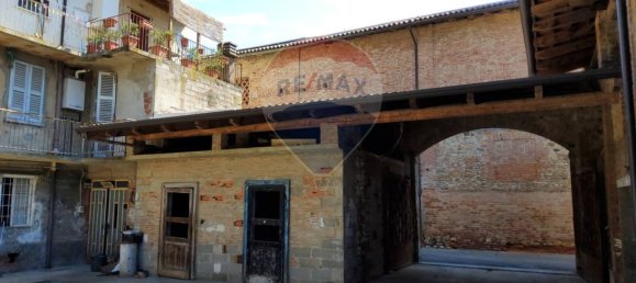 Дом с 23 спальнями в Казальночето, Италия № 313459 4