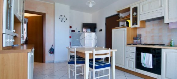 2 غرف نوم شقة في Sirmione, Italy رقم 298371 3