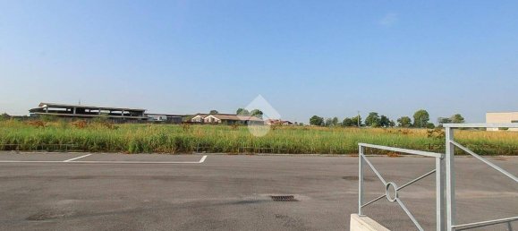  قطعة أرض في Gussago, Italy 14686متر مربع رقم 378708 15