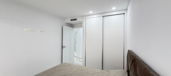 2 Schlafzimmer Wohnung in Torrevieja, Spanien, Nr. 365825 9