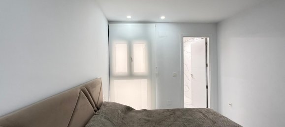 2 Schlafzimmer Wohnung in Torrevieja, Spanien, Nr. 365825 8
