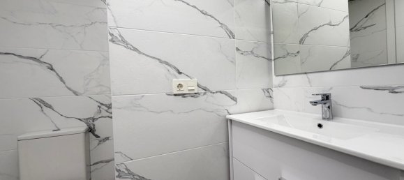 2 Schlafzimmer Wohnung in Torrevieja, Spanien, Nr. 365825 25