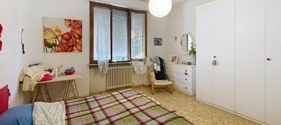 5 rooms Apartment in Cascina, Italy No. 258442 14