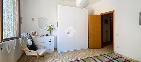5 rooms Apartment in Cascina, Italy No. 258442 19
