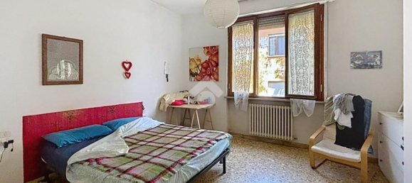 5 rooms Apartment in Cascina, Italy No. 258442 18