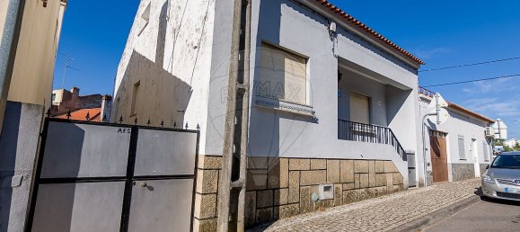 4 غرف نوم منزل في Castelo Branco, Portugal رقم 40969 35
