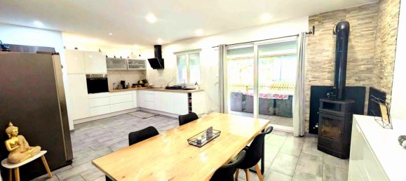 4 bedrooms House in Ottange, France No. 79646 12