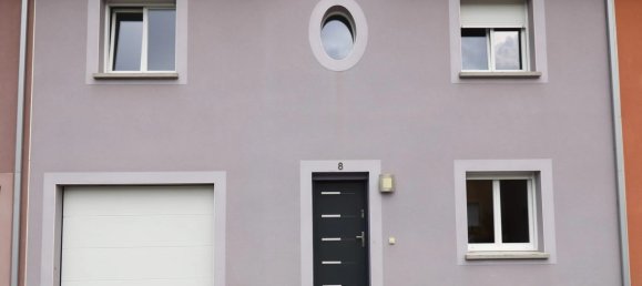 4 bedrooms House in Ottange, France No. 79646 14