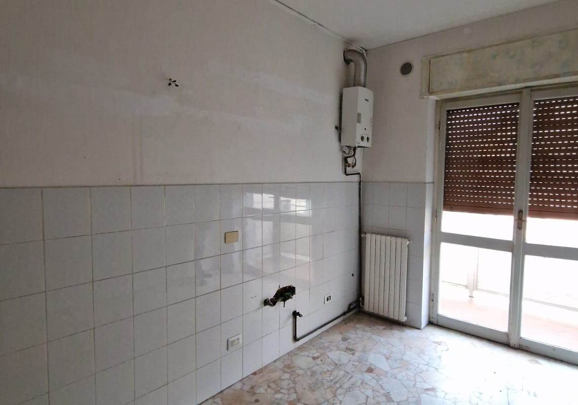 Apartamento de 3 dormitorios en Cermenate, Italy No. 156288
