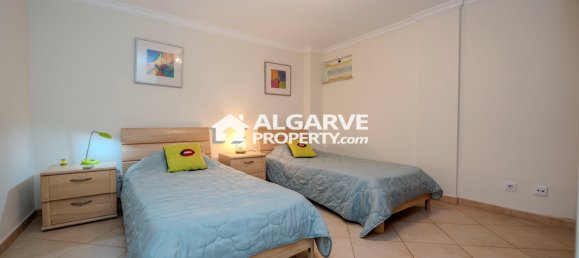 Villa T3 em Quarteira, Portugal N.º 10544 29