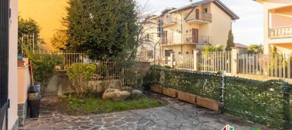 Apartamento de 2 dormitorios en Triuggio, Italy No. 140535 5