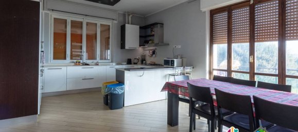Apartamento de 2 dormitorios en Triuggio, Italy No. 140535 30