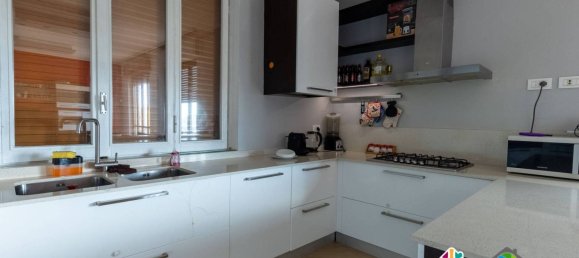 Apartamento de 2 dormitorios en Triuggio, Italy No. 140535 36