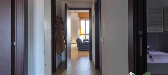 Apartamento de 2 dormitorios en Triuggio, Italy No. 140535 14