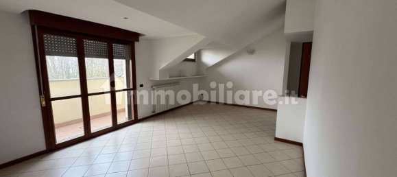 2-salle Appartement à Abbiategrasso, Italy No. 232237 16