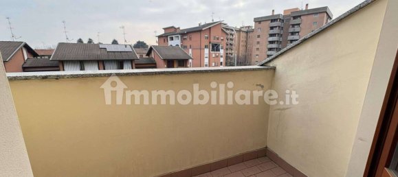 2-salle Appartement à Abbiategrasso, Italy No. 232237 15