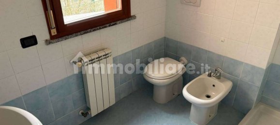 2-salle Appartement à Abbiategrasso, Italy No. 232237 9