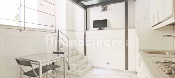 Квартира с 1 спальней в Рим, Италия № 333565 5