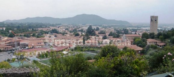 5 bedrooms House in Adro, Italy No. 260136 7